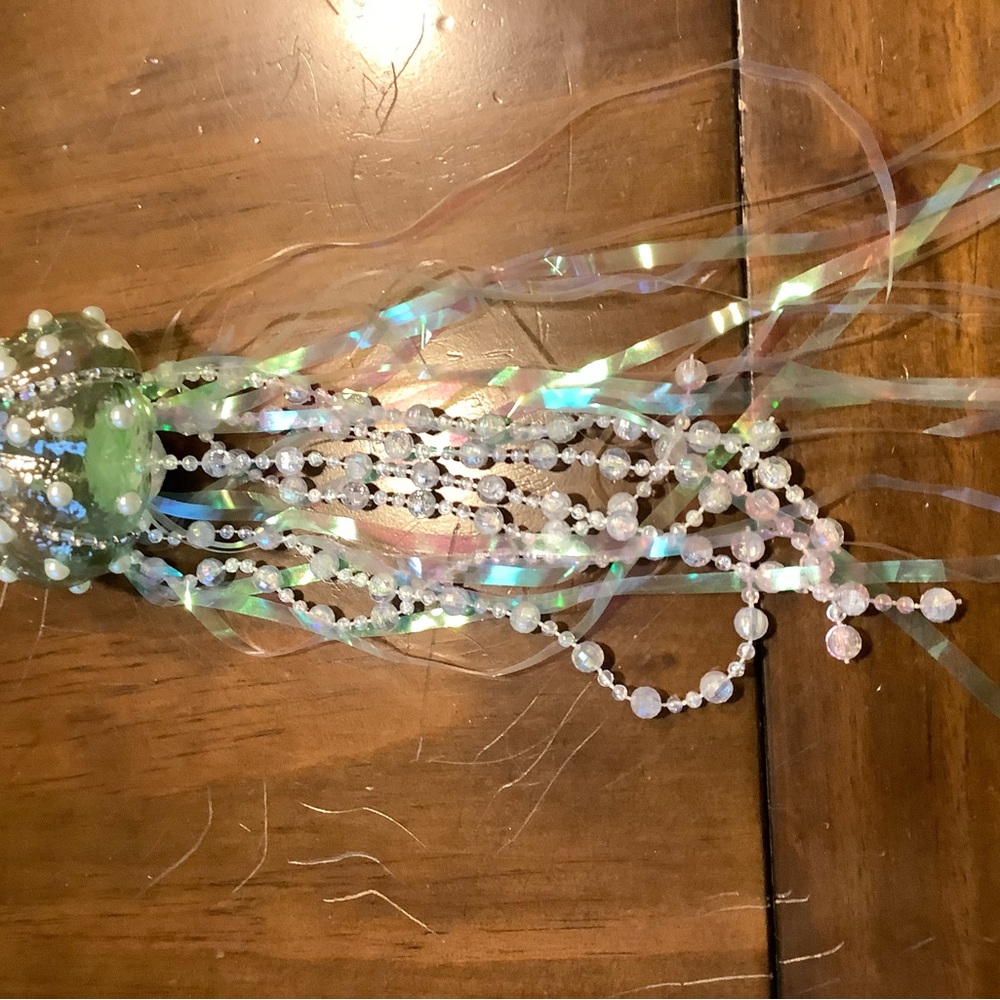 Iridescent Beaded Jellyfish Decor - Picture 5 of 7
